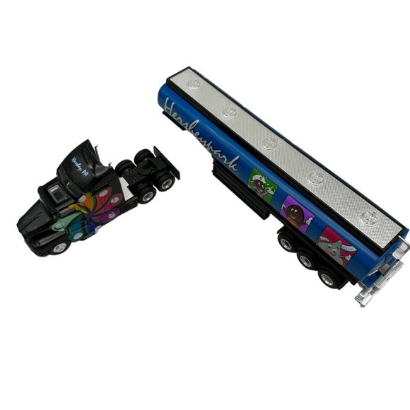 Hershey Park PA Toy Big Rig Truck Cab Separates from Trailer Realtoy Brand - Picture 5 of 15